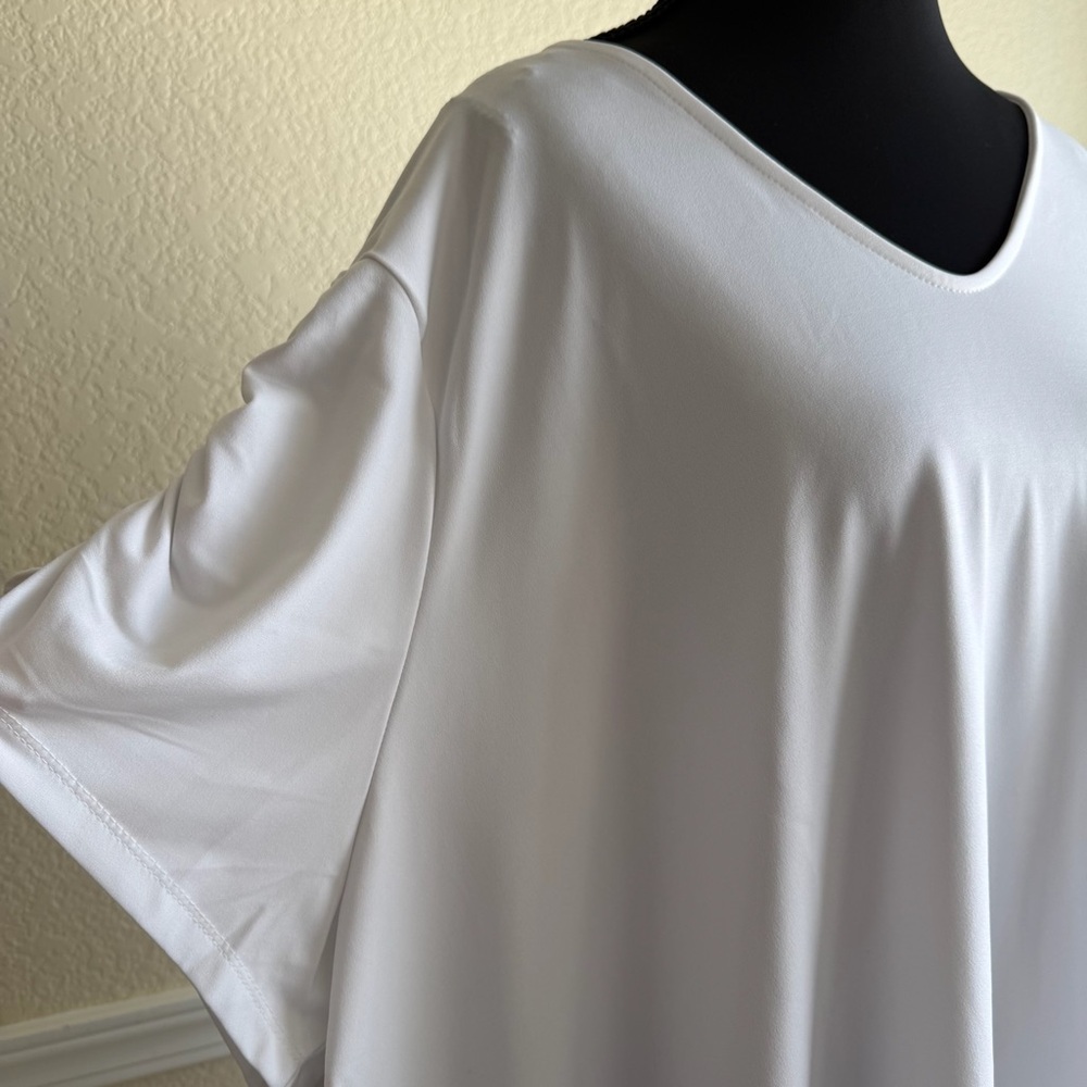 Susan Graver 5X Plus Size Black White Floral Tunic Top Stretch Comfort Blouse - Picture 3 of 13